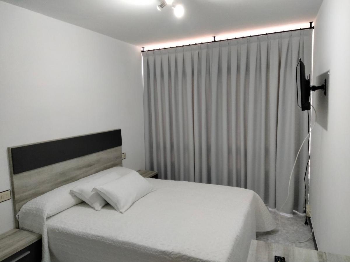 Hotel A Casa De Lolita Muros Zewnętrze zdjęcie